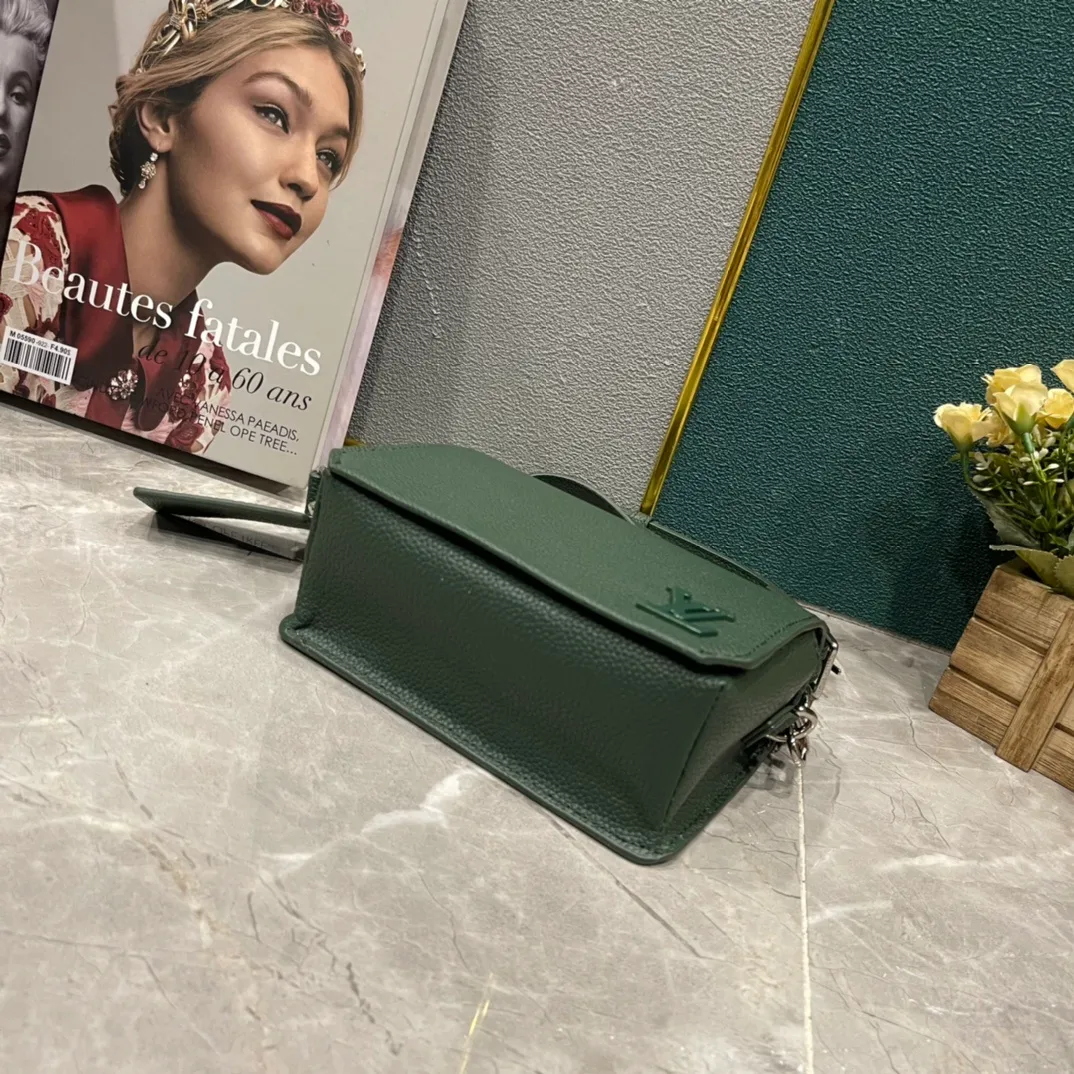 All Categories Official Website "Brand Women's Bags" Women's Bags 💙 LV 2023 New LV Crossbody Bag