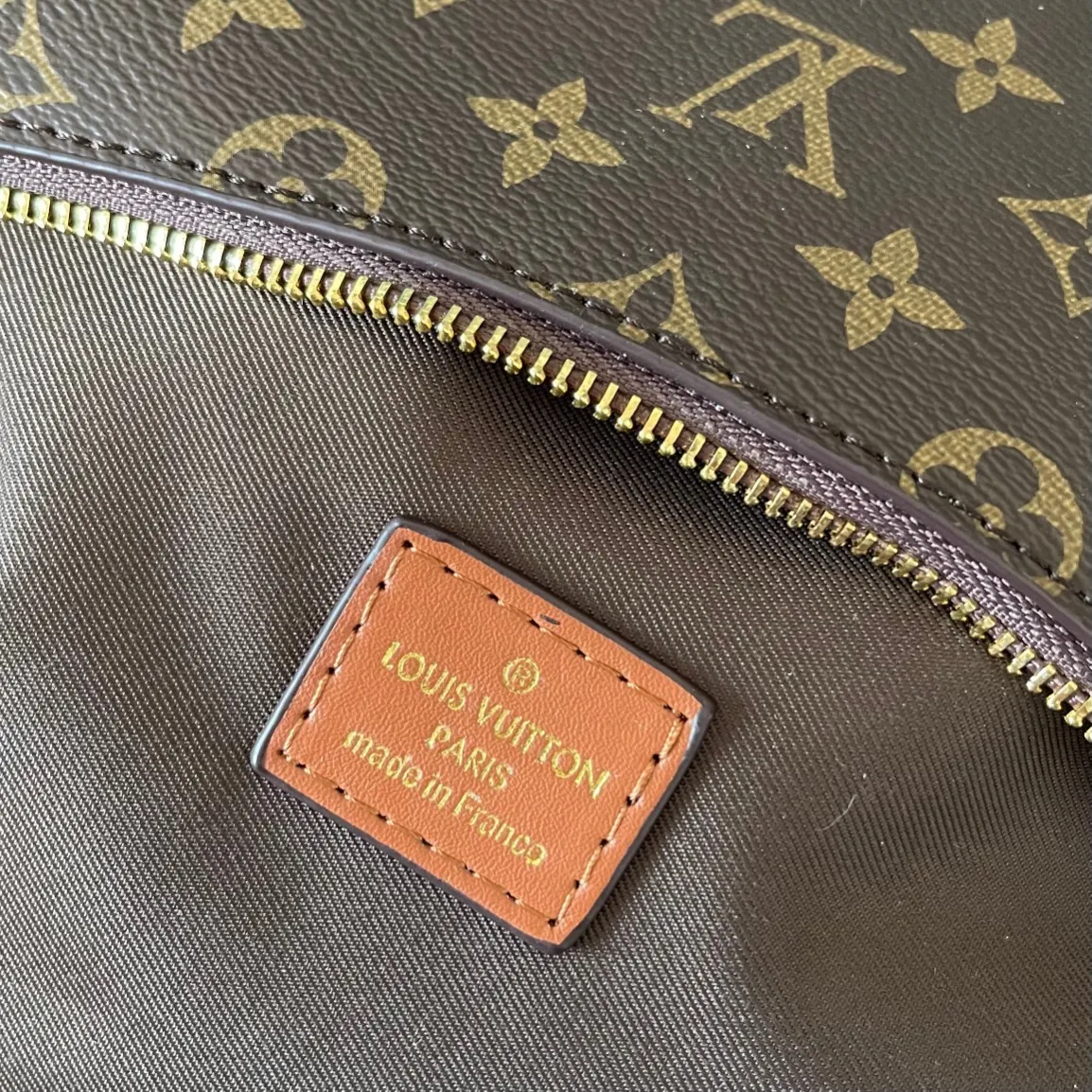 All Categories Official Website "Brand Women's Bags" Women's Bags 💙 LV 2024 New LV Crossbody Bag
