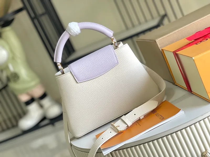 All Categories 💚 Authentic Grade Bags 💚 LV 2026 New LV Top Replica Crossbody Shoulder Bag