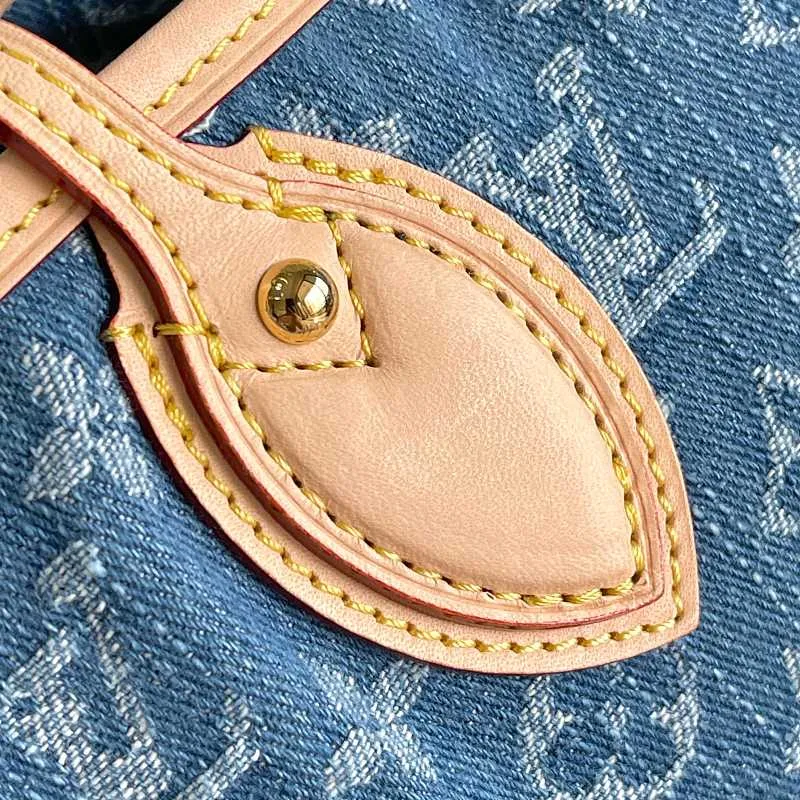 All Categories Official Website "Brand Women's Bags" Women's Bags 💙 LV LV 2026 New Handheld Shoulder Bag