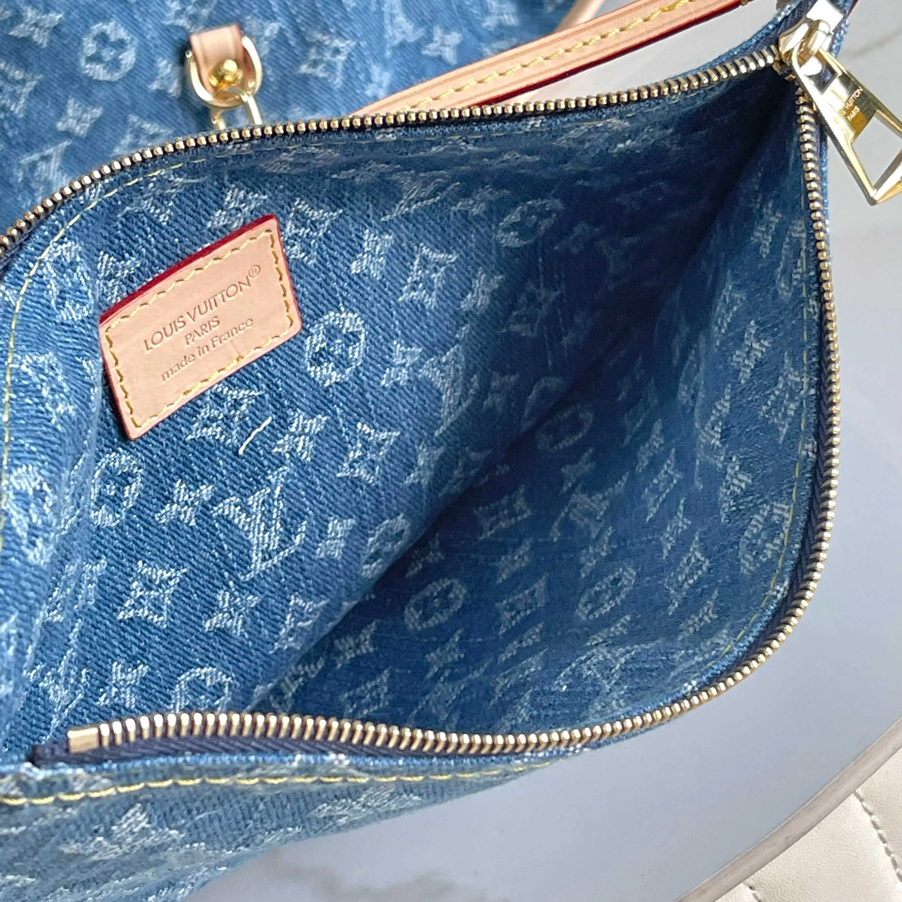 All Categories Official Website "Brand Women's Bags" Women's Bags 💙 LV LV 2026 New Handheld Shoulder Bag