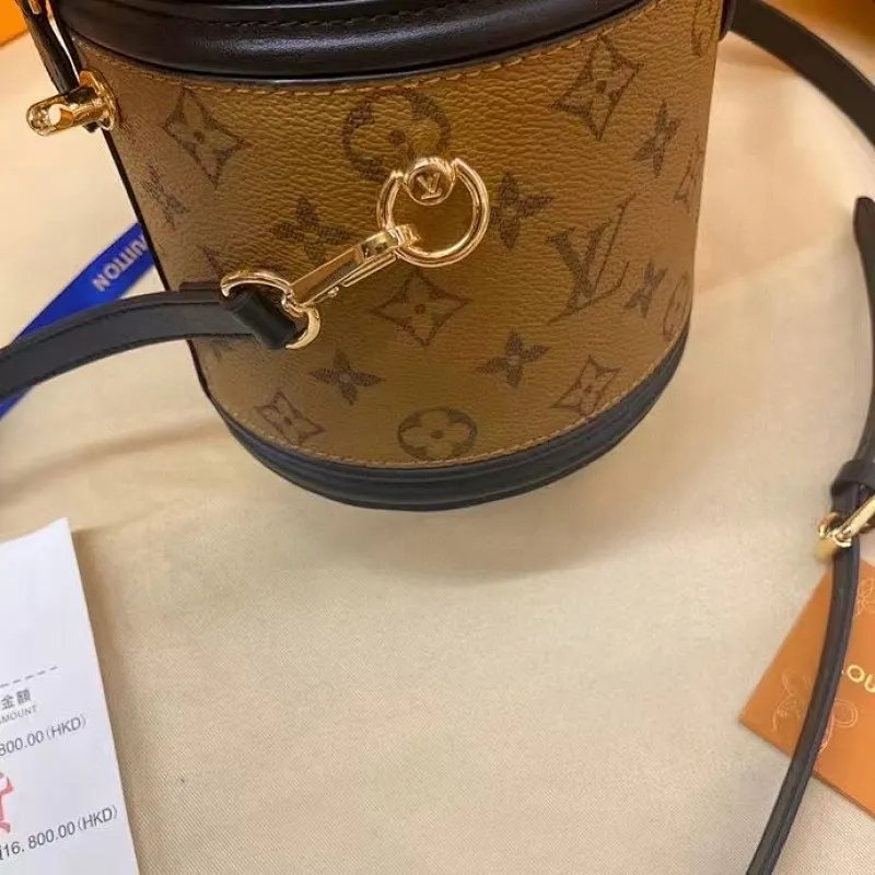 All categories Official website "Brand Women's Bags" Women's Bags 💙 LV imitation LV, high imitation LV bags, LV crossbody bags, 2023 official latest version LV fortune bag, LV bag factory, recommended bags, size: 15-17-15CM