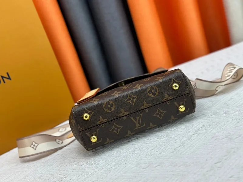 All Categories Official Website "Brand Women's Bags" Women's Bags 💙 LV 2024 New LV Crossbody Bag