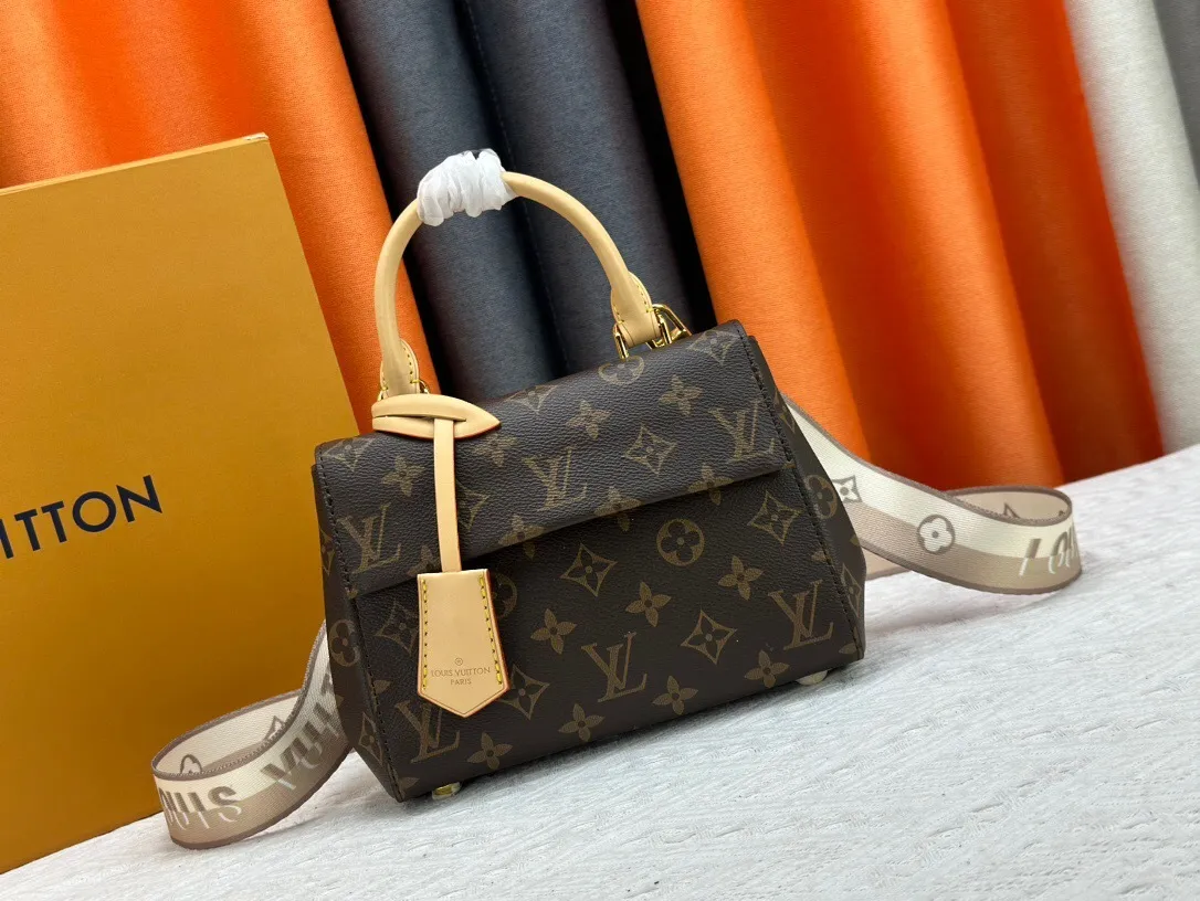 All Categories Official Website "Brand Women's Bags" Women's Bags 💙 LV 2024 New LV Crossbody Bag