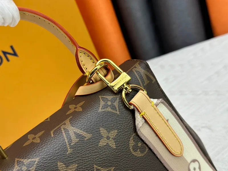All Categories Official Website "Brand Women's Bags" Women's Bags 💙 LV 2024 New LV Crossbody Bag