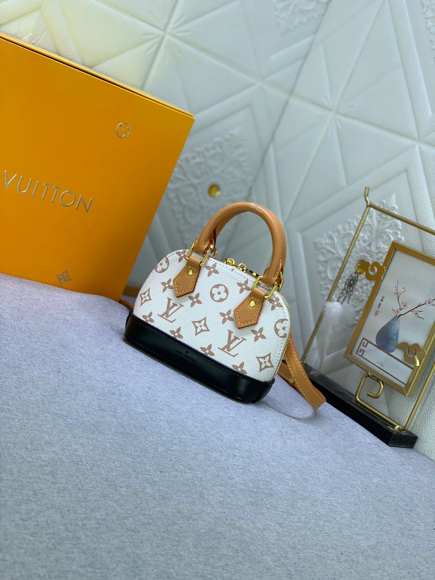 All Categories Official Website "Brand Women's Bags" Women's Bags 💙 LV 2024 New LV Crossbody Bag