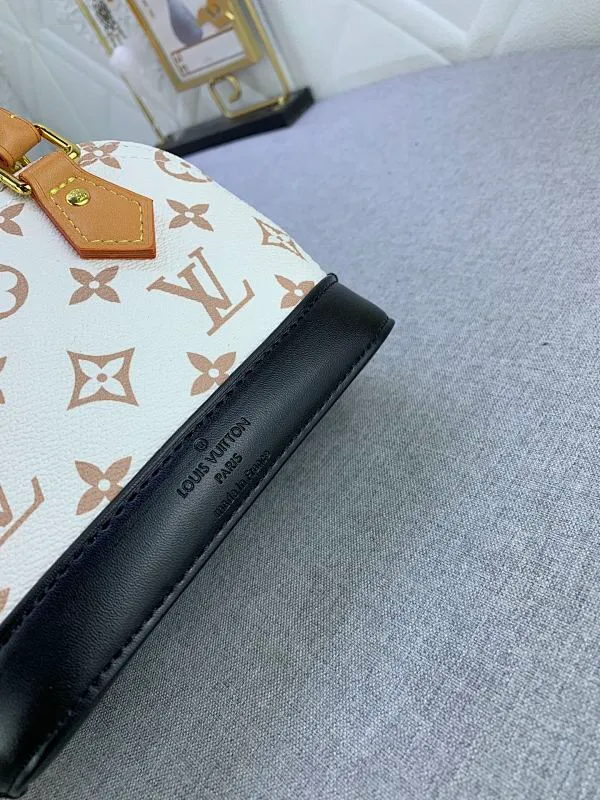 All Categories Official Website "Brand Women's Bags" Women's Bags 💙 LV 2024 New LV Crossbody Bag
