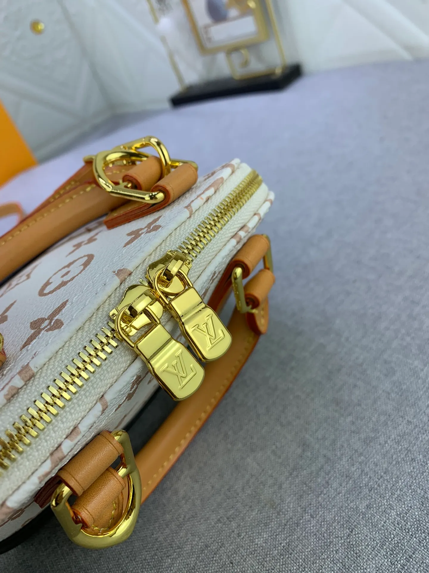 All Categories Official Website "Brand Women's Bags" Women's Bags 💙 LV 2024 New LV Crossbody Bag