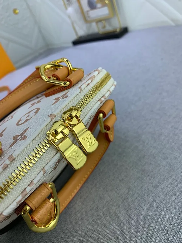 All Categories Official Website "Brand Women's Bags" Women's Bags 💙 LV 2024 New LV Crossbody Bag