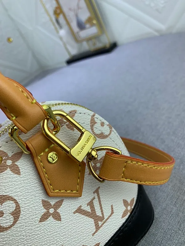 All Categories Official Website "Brand Women's Bags" Women's Bags 💙 LV 2024 New LV Crossbody Bag
