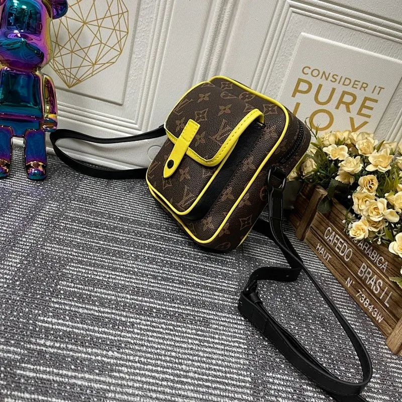 All categories Official website "Brand Women's Bags" Women's Bags 💙 LV Christopher mini handbag is made of iconic Monogram Macassar material and matte metal parts, with adjustable shoulder straps, and a dynamic atmosphere bursts out. It also features spacious compartments and front pockets, providing a modern way to carry your daily essentials. Dimensions: 15.0 x