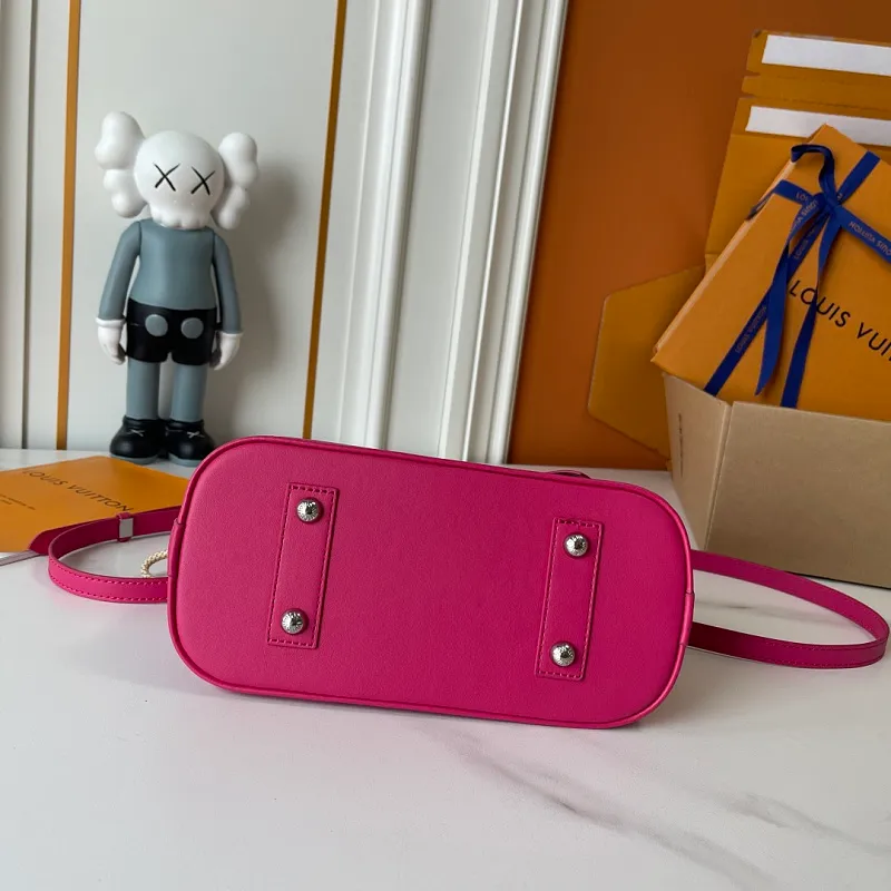 All Categories Official Website "Brand Women's Bags" Women's Bags 💙 LV LV 2026 New Crossbody Shoulder Bag