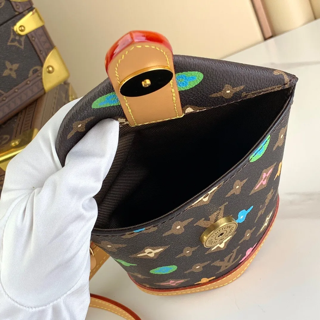 All categories 💚 Authentic bags 💚 LV 2024 official website new LV crossbody bag