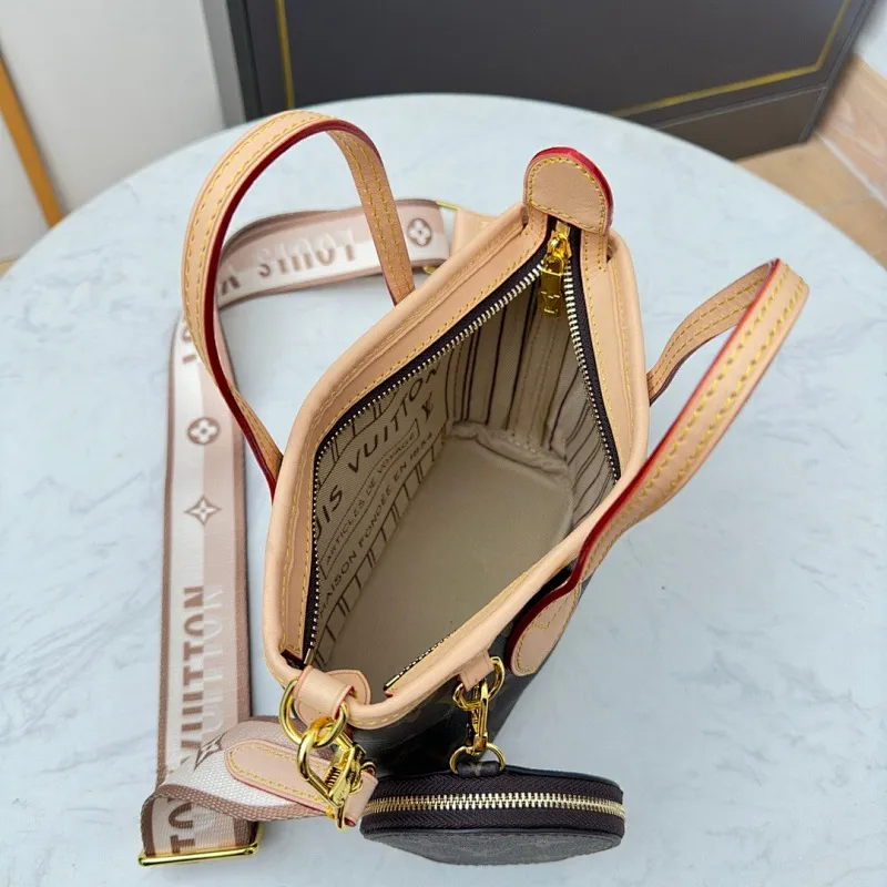 All Categories Official Website "Brand Women's Bags" Women's Bags 💙 LV 2024 Official Website New LV Crossbody Bags