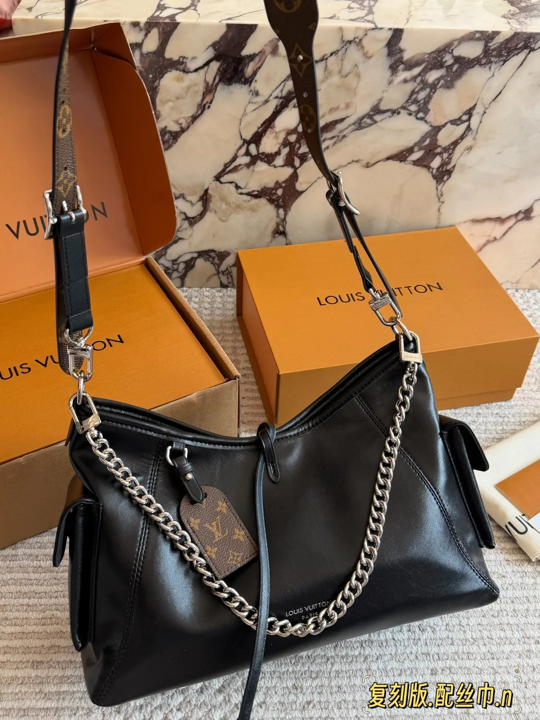 All Categories Official Website "Brand Women's Bags" Women's Bags 💙 LV 2026 New LV Sheepskin Crossbody Bag
