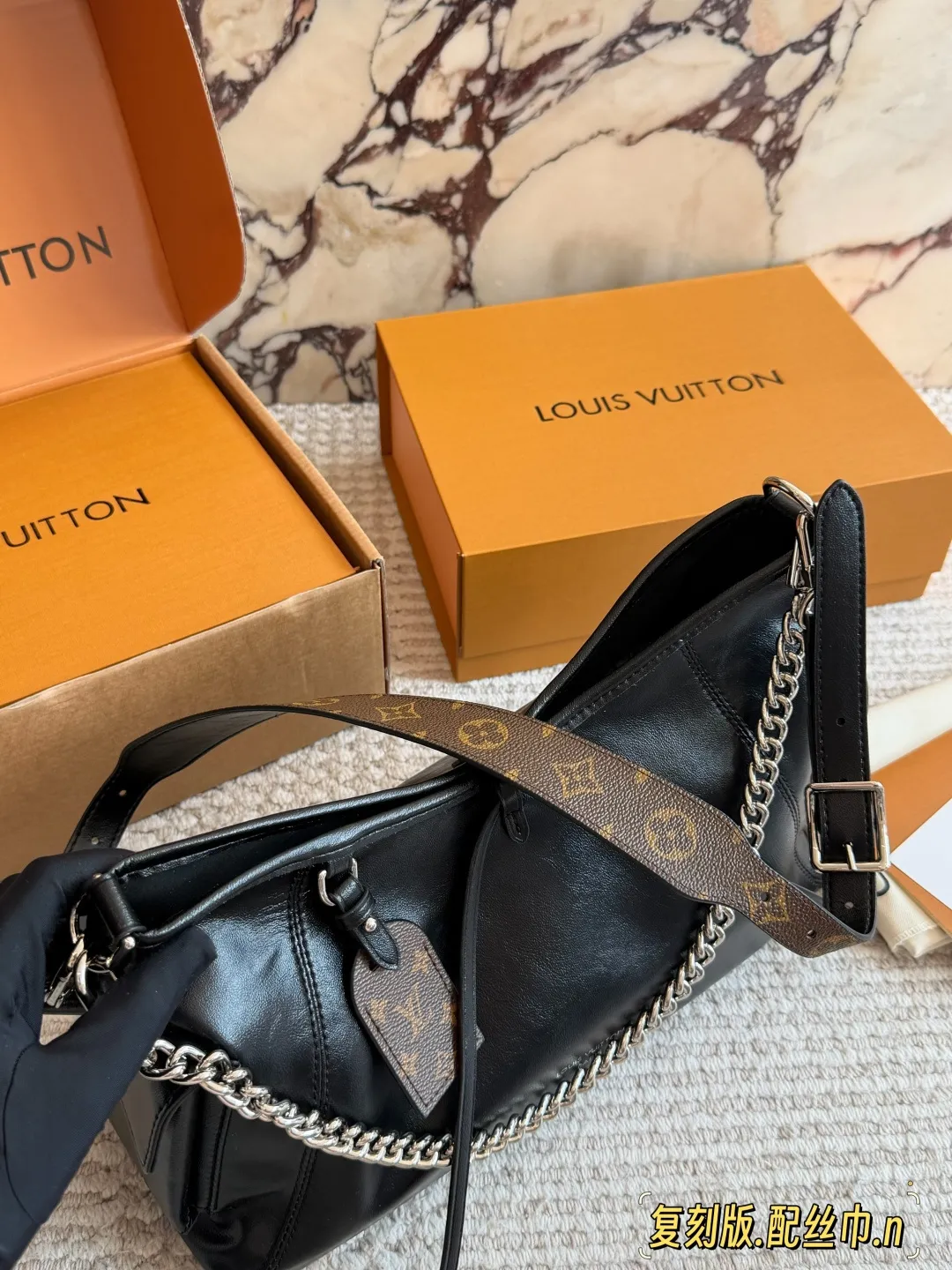 All Categories Official Website "Brand Women's Bags" Women's Bags 💙 LV 2026 New LV Sheepskin Crossbody Bag