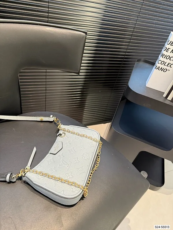 All Categories Official Website "Brand Women's Bags" Women's Bags 💙 LV 2025 New LV Crossbody Bag