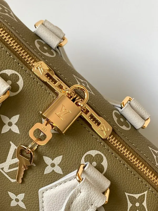 All Categories Official Website "Brand Women's Bags" Women's Bags 💙 LV 2026 New LV Crossbody Bag