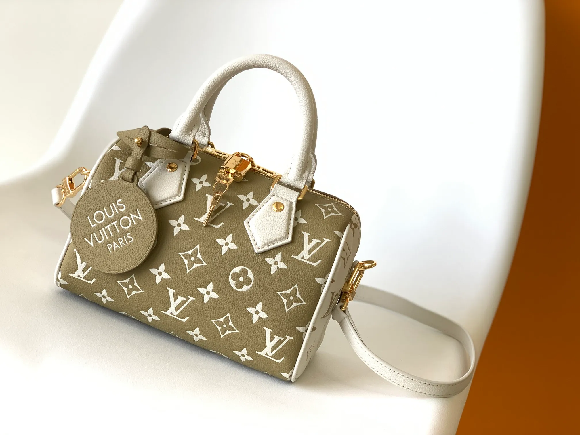All Categories Official Website "Brand Women's Bags" Women's Bags 💙 LV 2026 New LV Crossbody Bag