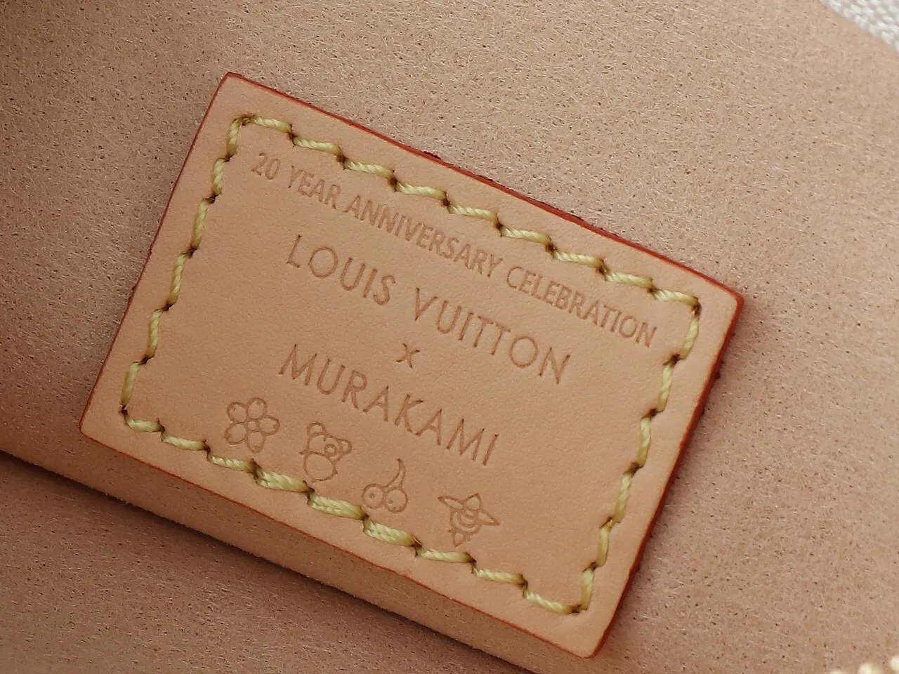 All categories Official website "Brand Women's Bags" Women's Bags 💙 LV 2025 new LV armpit bag