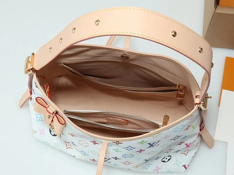 All categories Official website "Brand Women's Bags" Women's Bags 💙 LV 2025 new LV armpit bag