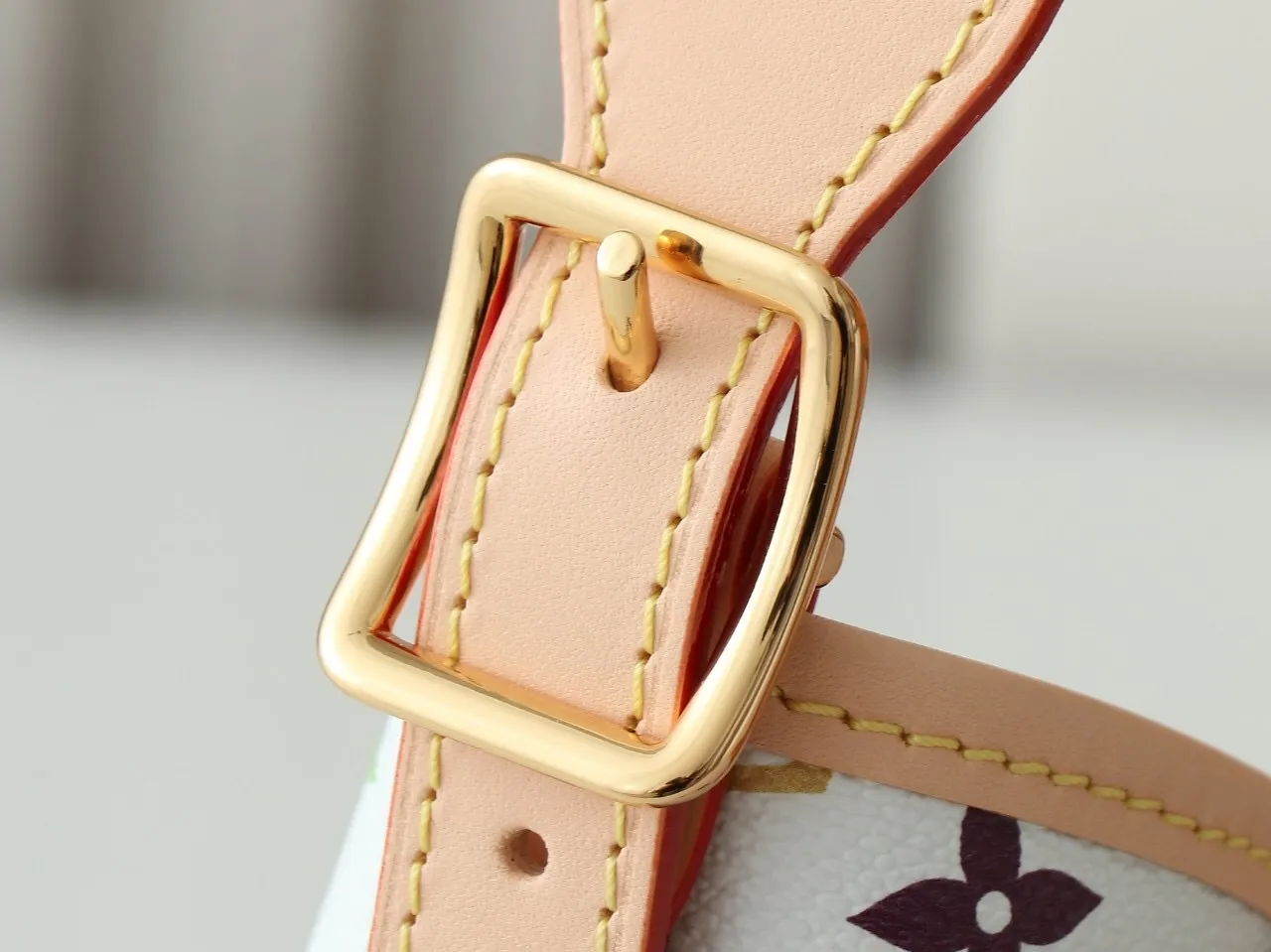 All categories Official website "Brand Women's Bags" Women's Bags 💙 LV 2025 new LV armpit bag