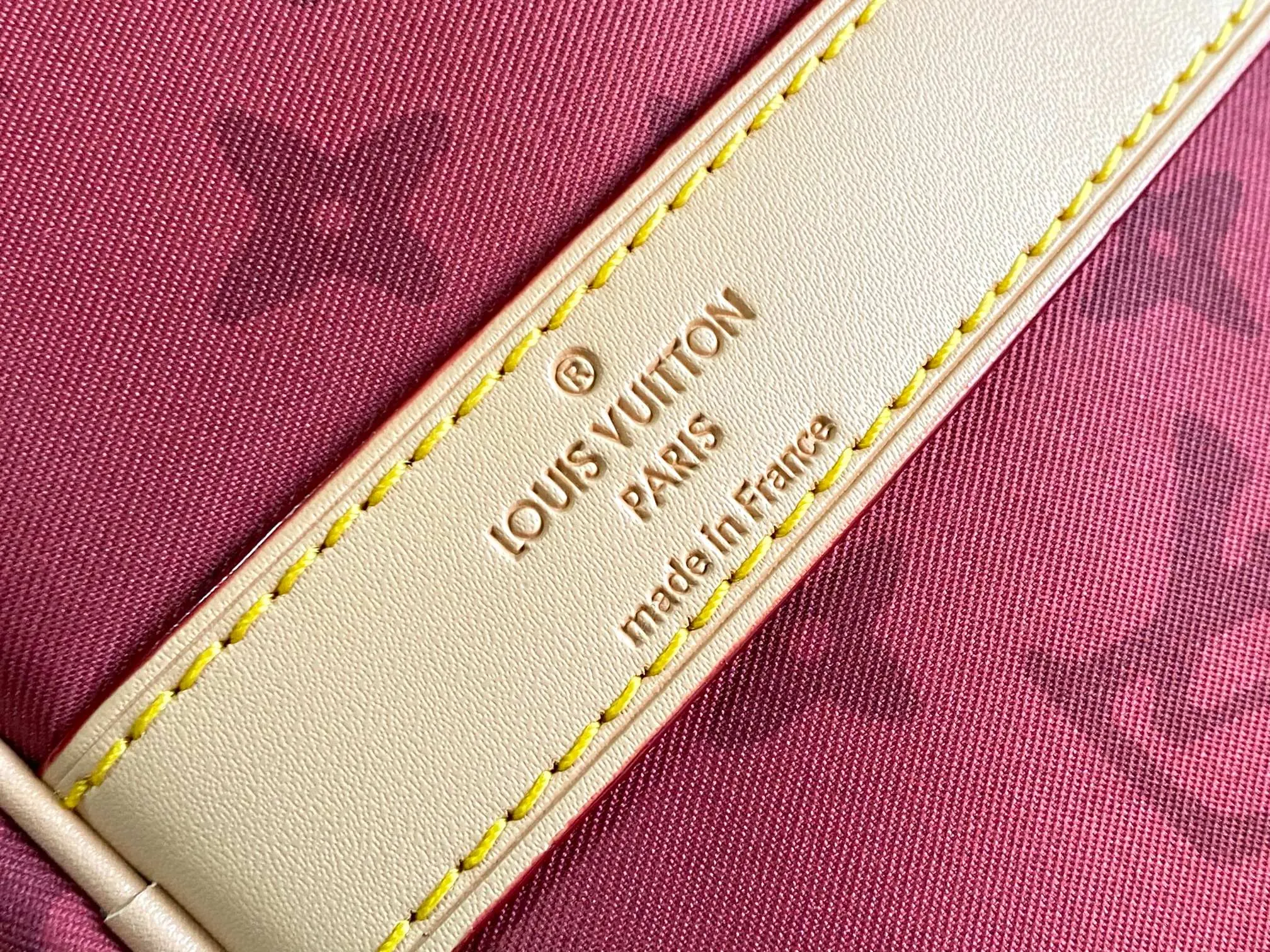 All categories 💚 Authentic bags 💚 LV LV new travel bag