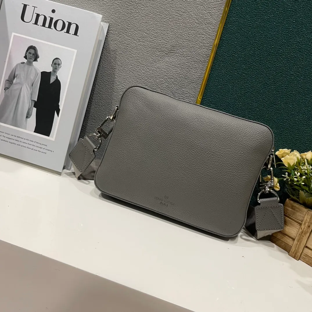 All Categories Official Website "Brand Women's Bags" Women's Bags 💙 LV 2023 New LV Crossbody Bag