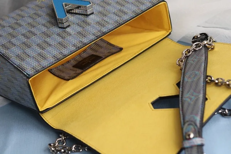 All Categories Official Website "Brand Women's Bags" Women's Bags 💙 LV 2023 New LV Crossbody Bag