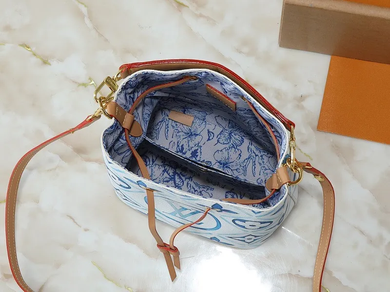 All Categories Official Website "Brand Women's Bags" Women's Bags 💙 LV 2025 New LV Crossbody Bag