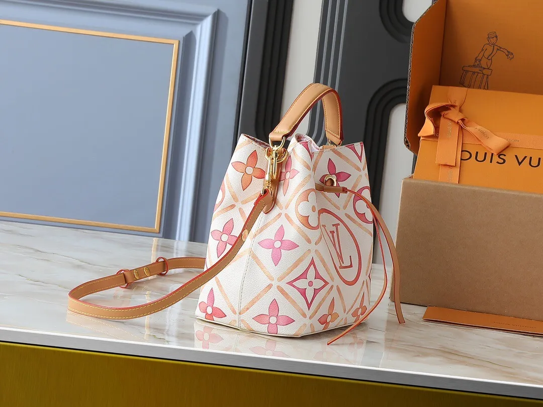All Categories Official Website "Brand Women's Bags" Women's Bags 💙 LV 2025 New LV Crossbody Bag