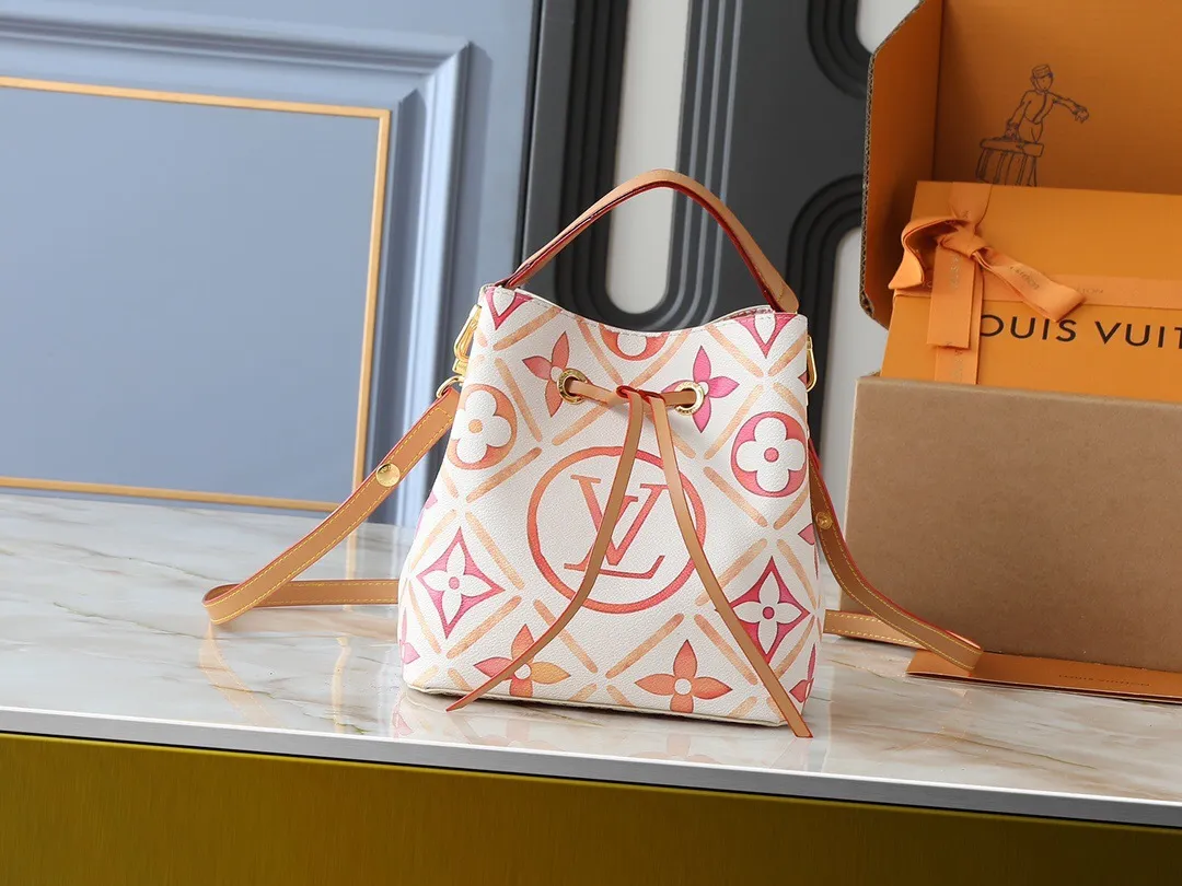 All Categories Official Website "Brand Women's Bags" Women's Bags 💙 LV 2025 New LV Crossbody Bag