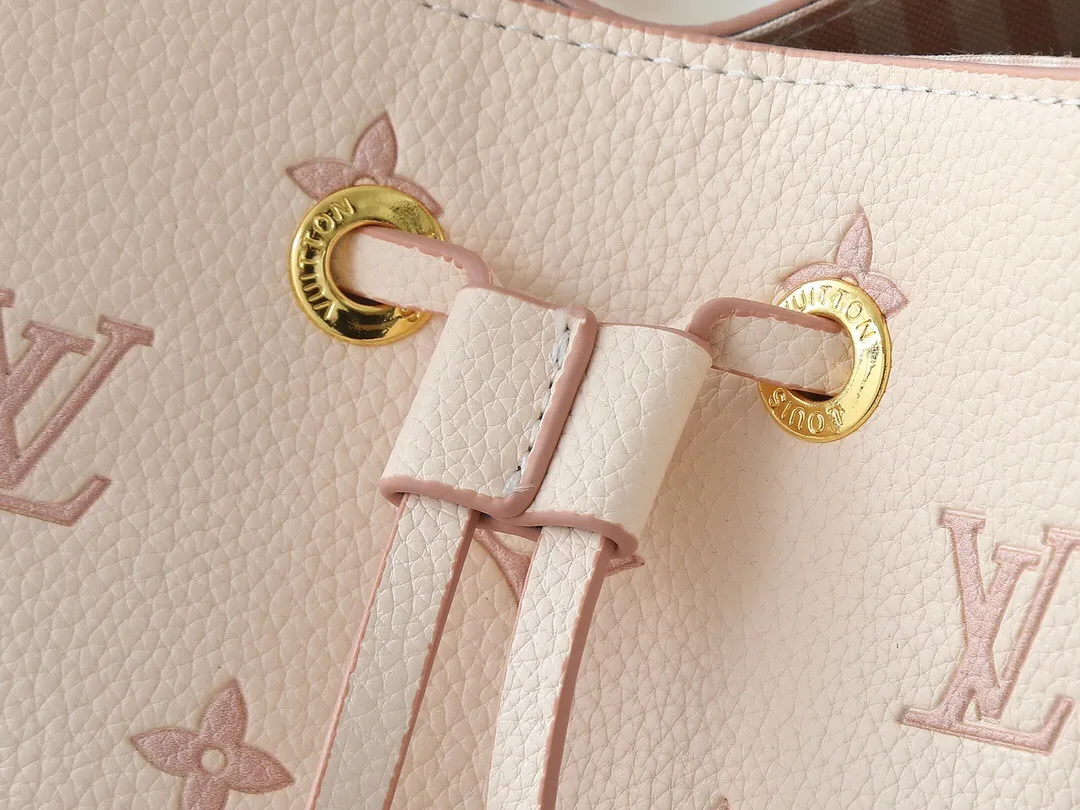 All Categories Official Website "Brand Women's Bags" Women's Bags 💙 LV 2025 New LV Crossbody Bag