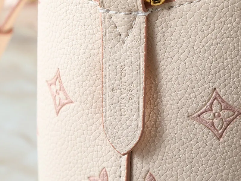 All Categories Official Website "Brand Women's Bags" Women's Bags 💙 LV 2025 New LV Crossbody Bag