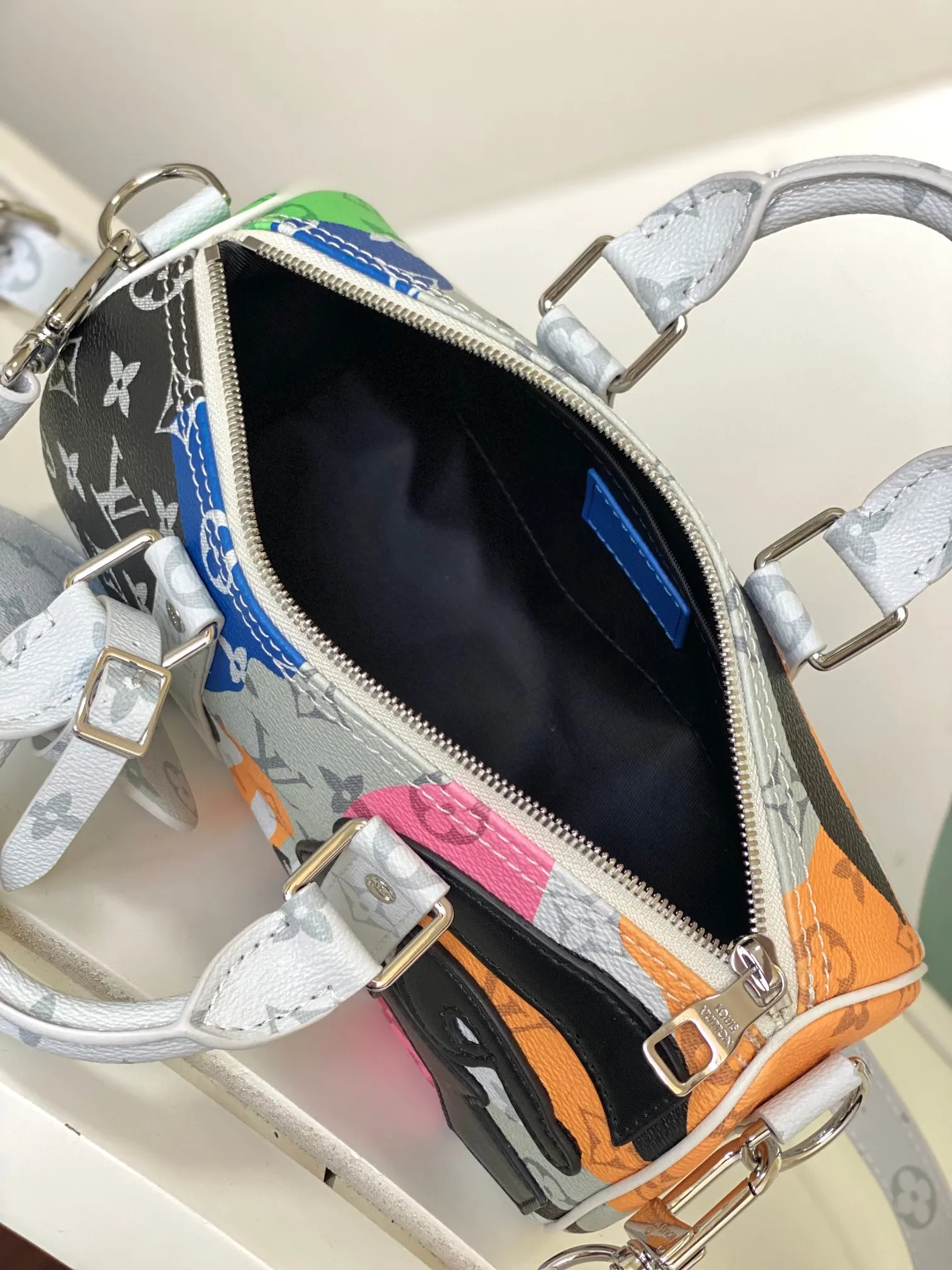 All Categories Official Website "Brand Women's Bags" Women's Bags 💙 LV 2026 New LV Crossbody Bag
