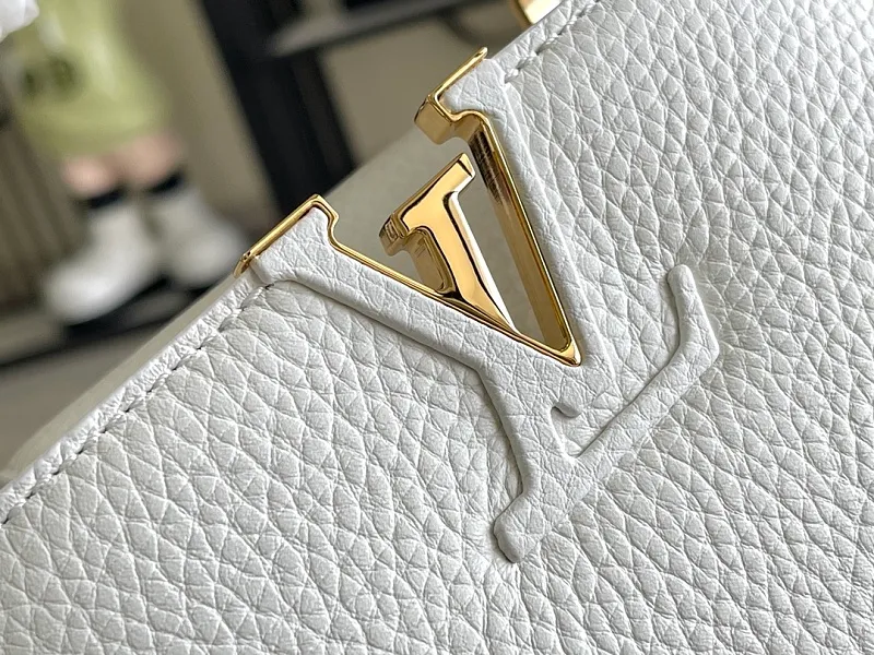 All Categories 💚 Authentic Grade Bags 💚 LV 2026 New LV Top Replica Crossbody Shoulder Bag