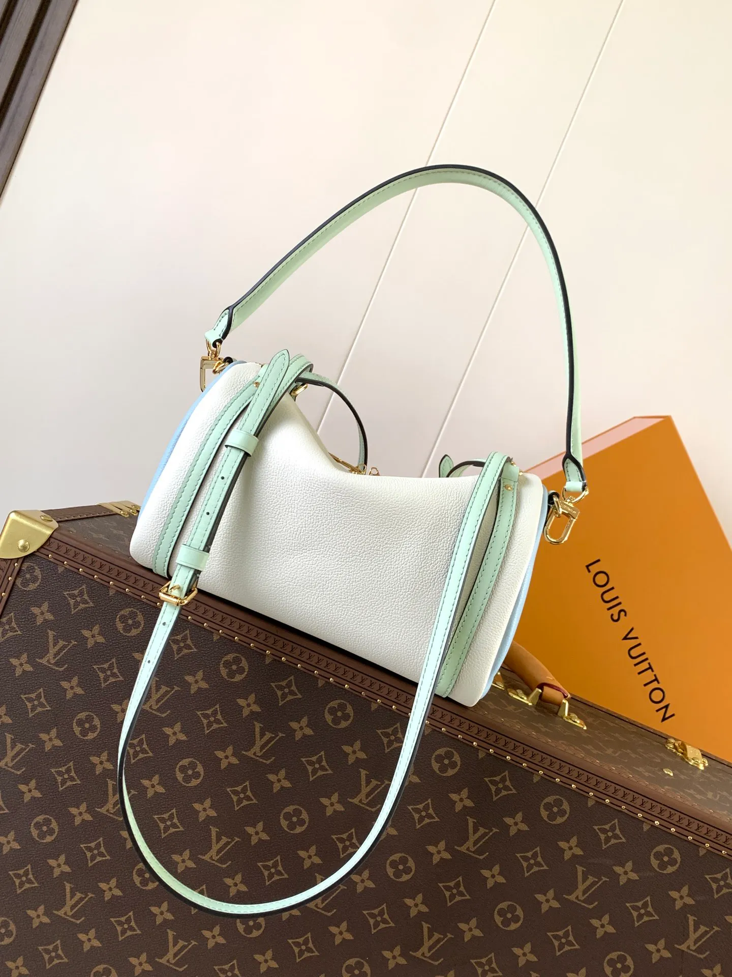 All Categories Official Website "Brand Women's Bags" Women's Bags 💙 LV 2026 New LV Crossbody Bag