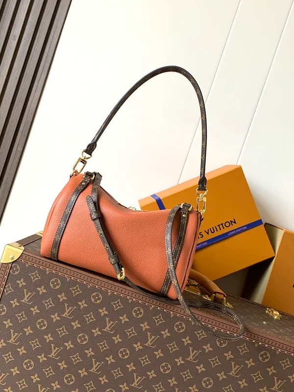 All Categories Official Website "Brand Women's Bags" Women's Bags 💙 LV 2026 New LV Crossbody Bag