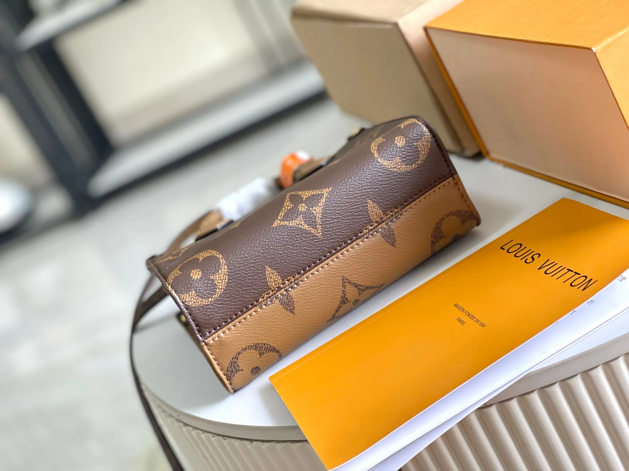 All Categories 💚 Authentic Grade Bags 💚 LV 2026 New LV Top Replica Crossbody Shoulder Bag