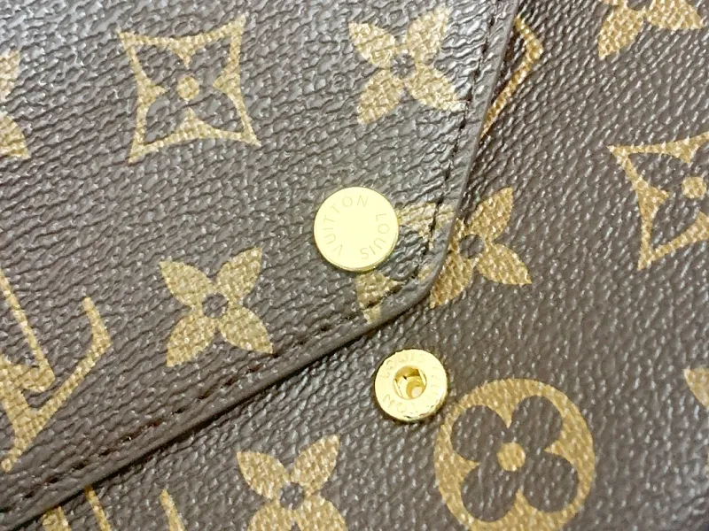 All Categories Official Website "Brand Women's Bags" Women's Bags 💙 LV 2026 New LV Classic Three-in-One Crossbody Bag