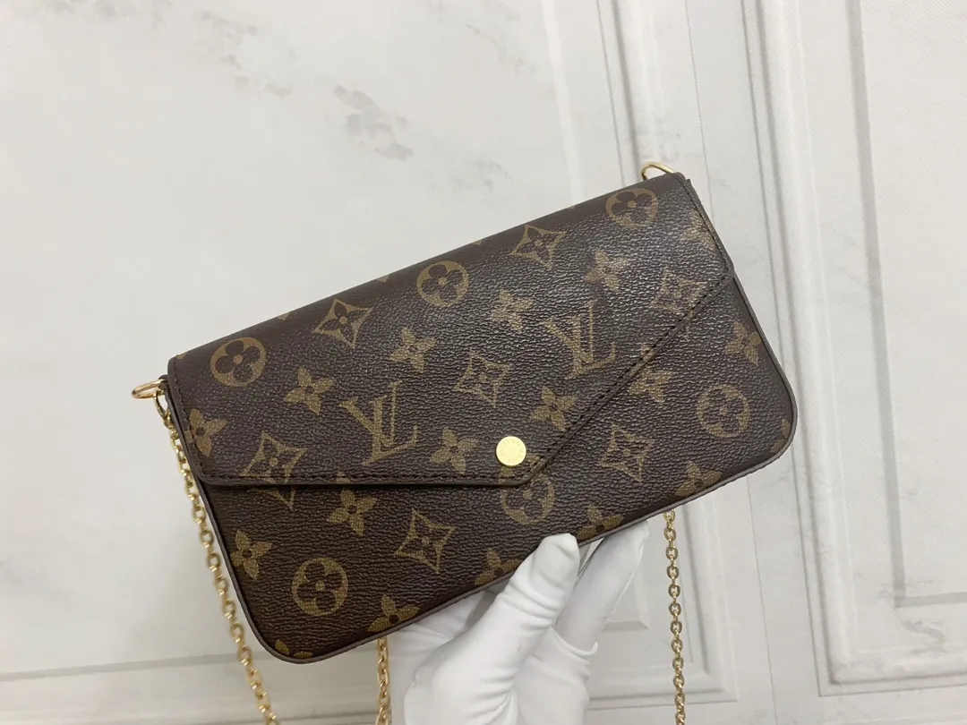 All Categories Official Website "Brand Women's Bags" Women's Bags 💙 LV 2026 New LV Classic Three-in-One Crossbody Bag