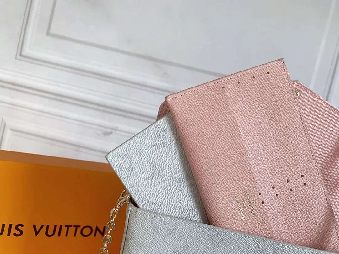 All Categories Official Website "Brand Women's Bags" Women's Bags 💙 LV 2026 New LV Classic Three-in-One Crossbody Bag