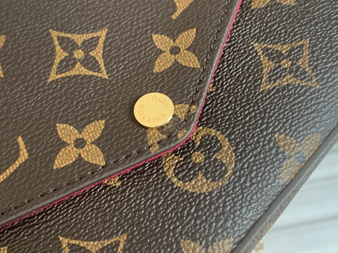All Categories Official Website "Brand Women's Bags" Women's Bags 💙 LV 2026 New LV Classic Three-in-One Crossbody Bag