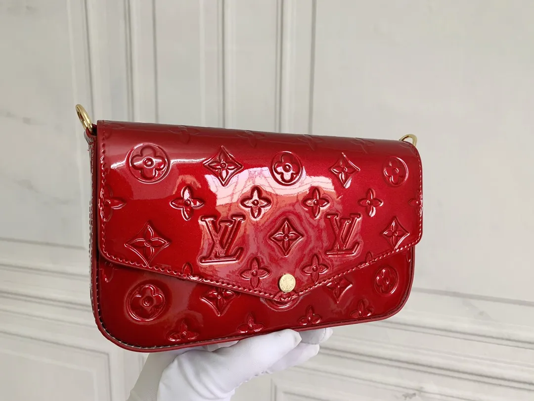 All Categories Official Website "Brand Women's Bags" Women's Bags 💙 LV 2026 New LV Classic Three-in-One Crossbody Bag