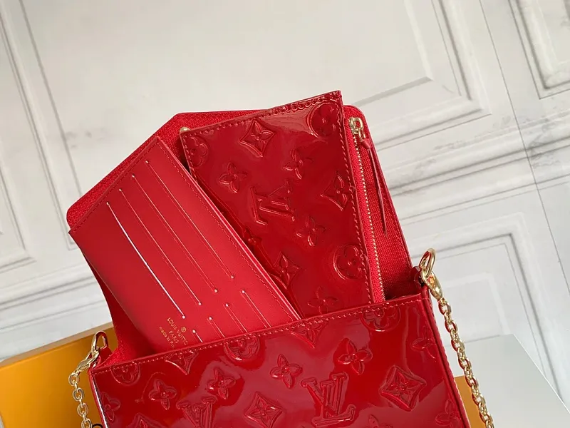 All Categories Official Website "Brand Women's Bags" Women's Bags 💙 LV 2026 New LV Classic Three-in-One Crossbody Bag