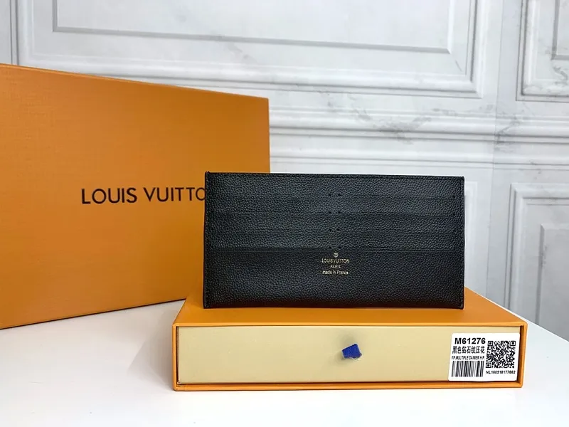 All Categories Official Website "Brand Women's Bags" Women's Bags 💙 LV 2026 New LV Classic Three-in-One Crossbody Bag