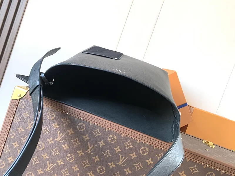 All Categories Official Website "Brand Women's Bags" Women's Bags 💙 LV 2026 Official Website New LV Crossbody Bag