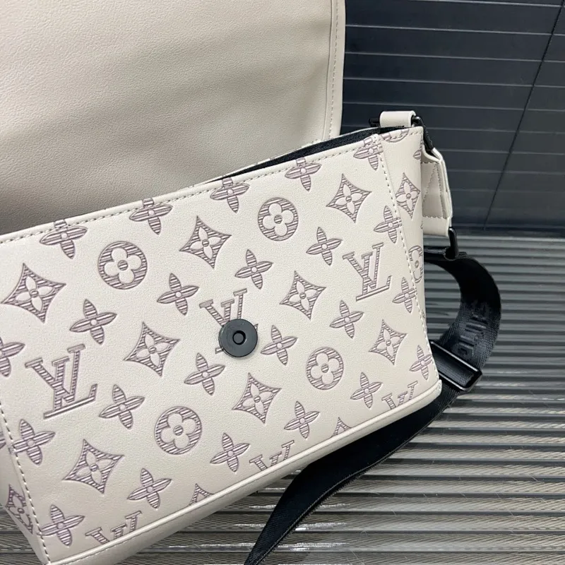 All Categories Official Website "Brand Women's Bags" Women's Bags 💙 LV 2025 New LV Crossbody Bag