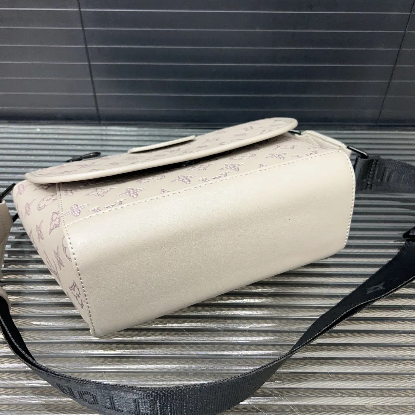 All Categories Official Website "Brand Women's Bags" Women's Bags 💙 LV 2025 New LV Crossbody Bag