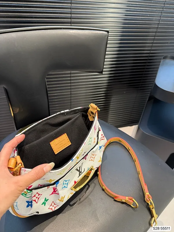 All Categories Official Website "Brand Women's Bags" Women's Bags 💙 LV 2025 New LV Crossbody Bag